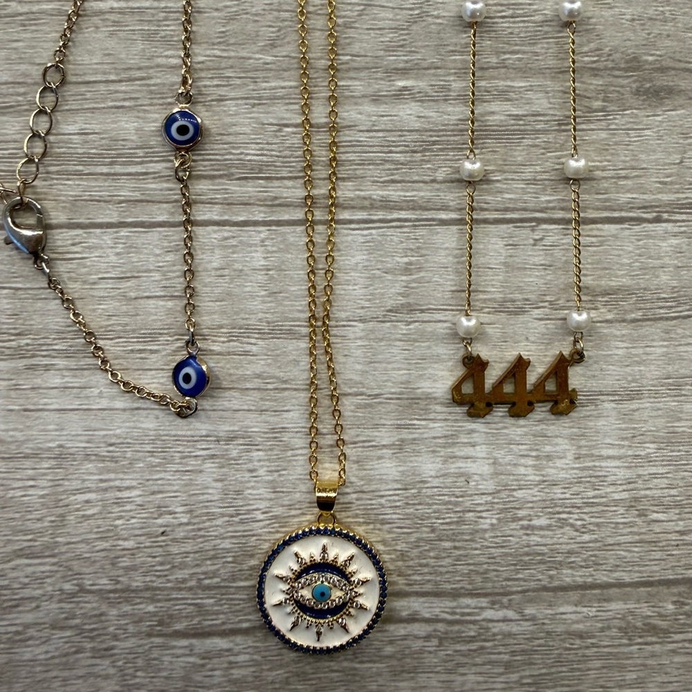 ❤️ Amazon | Necklace Set - Picture 3 of 3
